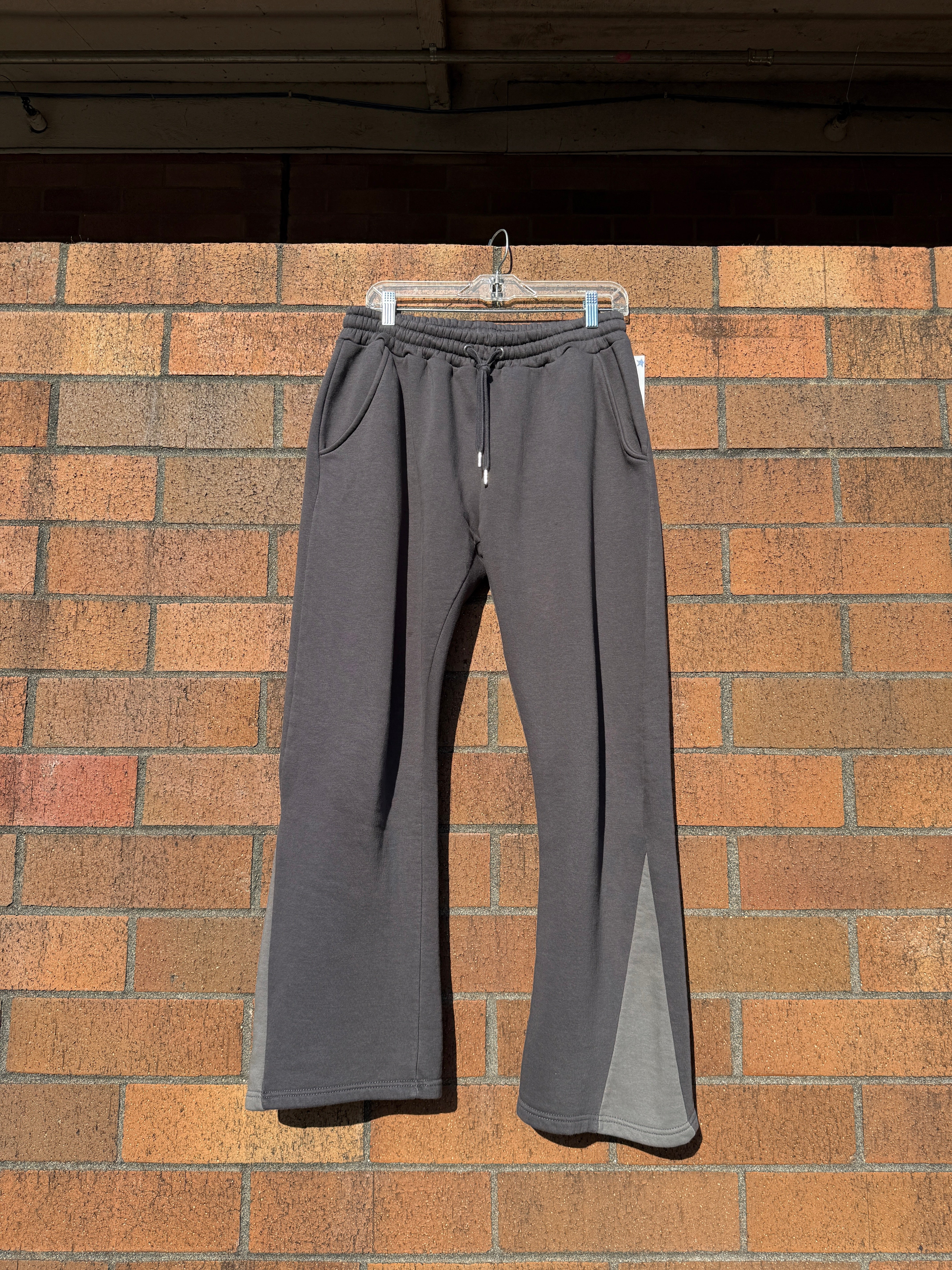BoohooMan Regular Fit Stacked Gusset Joggers Charcoal Size L