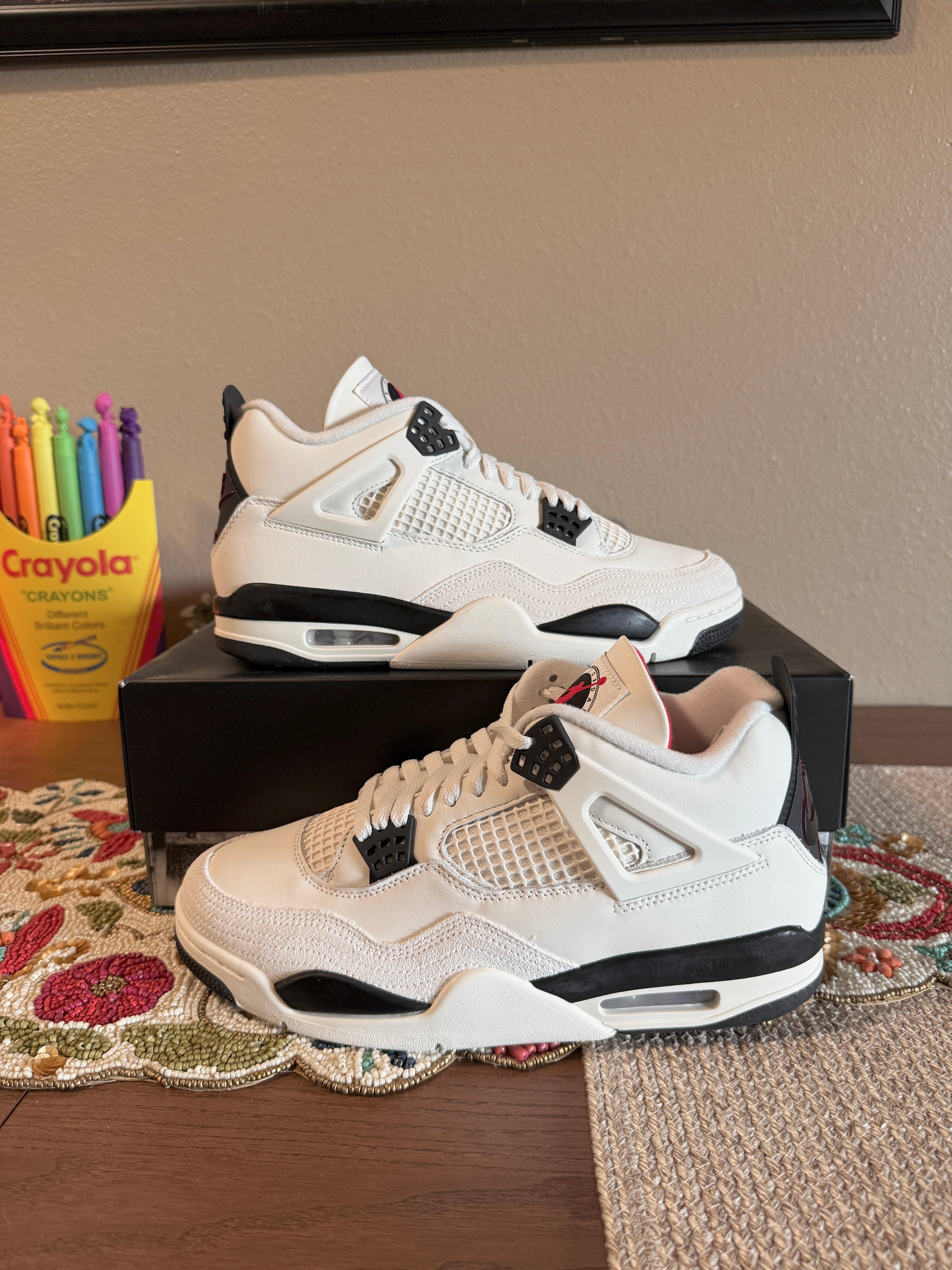 Jordan 4 Retro Flight Club Size 10