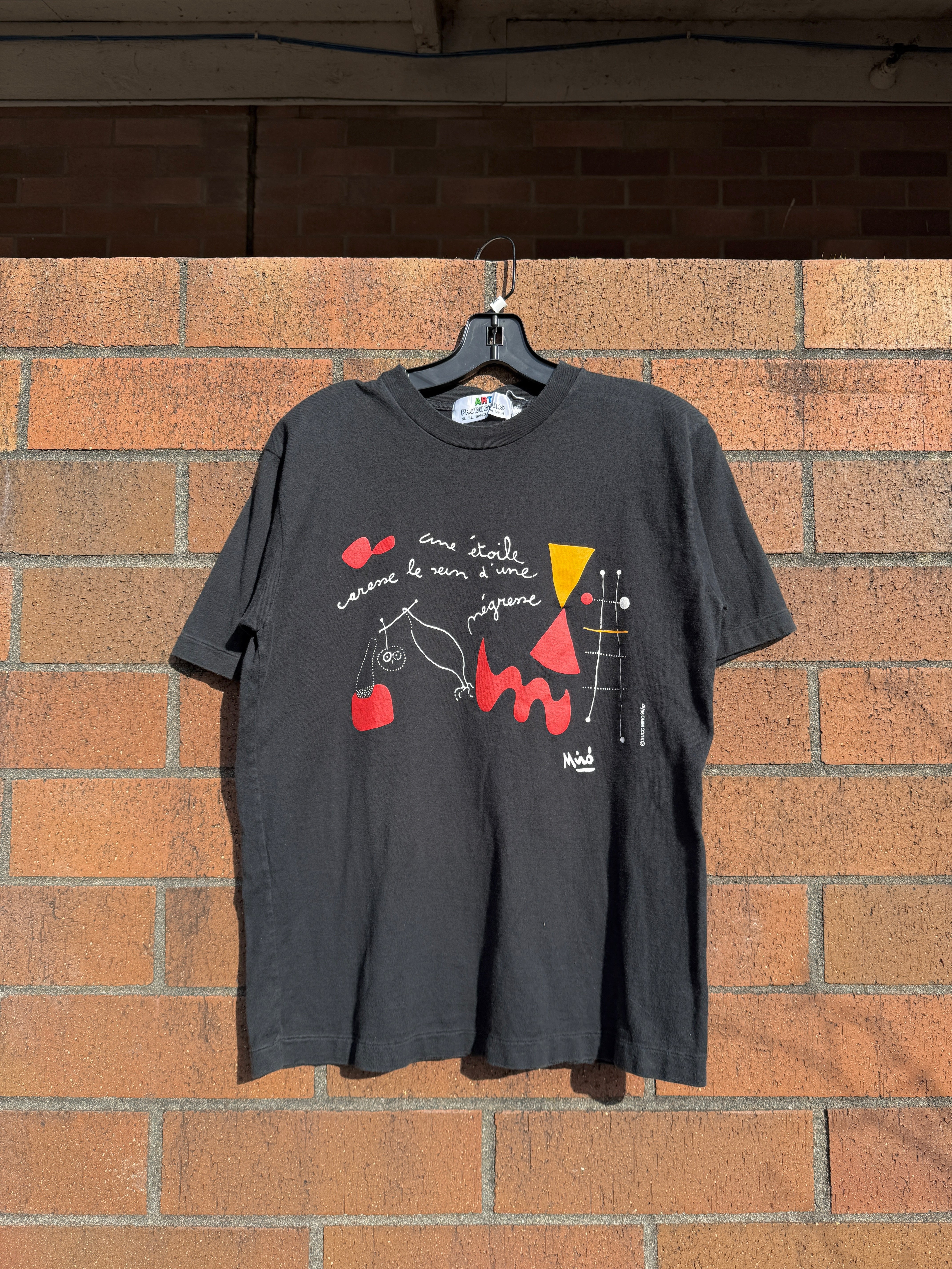 1997 A Star Caresses the Breast of a Negress Joan Miro Art Tee Sz M