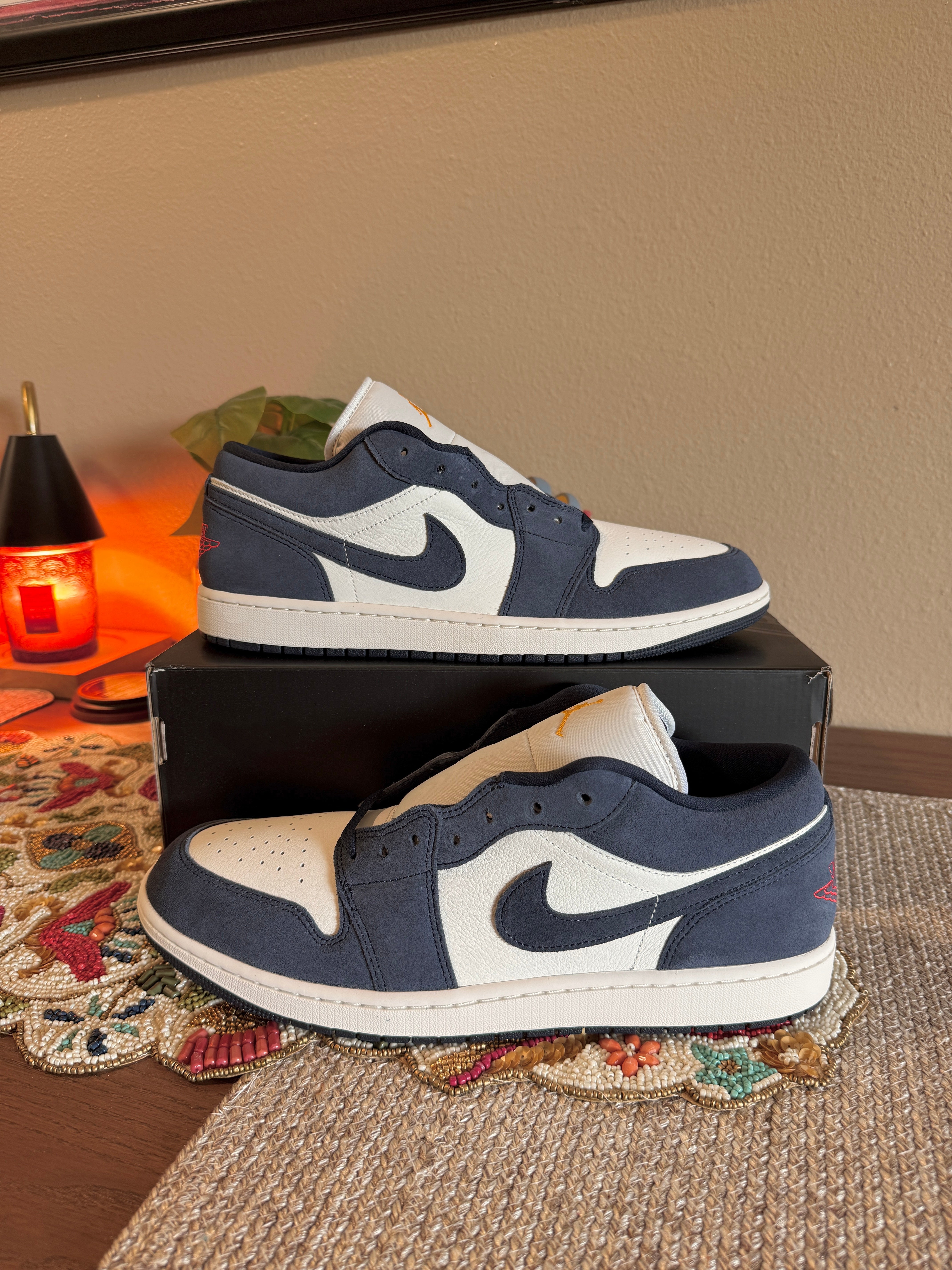 Jordan 1 Low SE Obsidian Suede Size 14