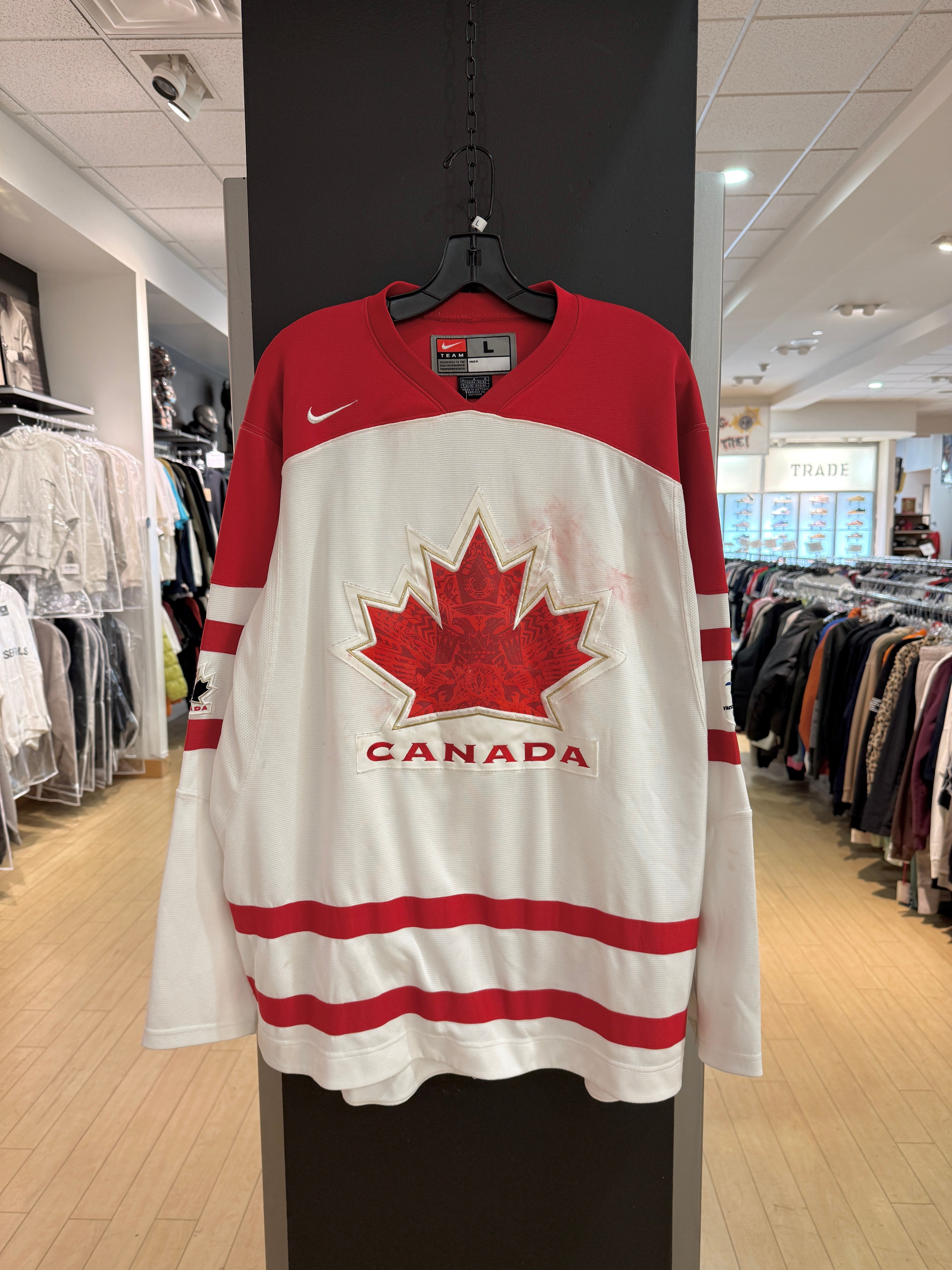 2010 Nike Vancouver Olympics Team Canada Hockey Jersey Size L