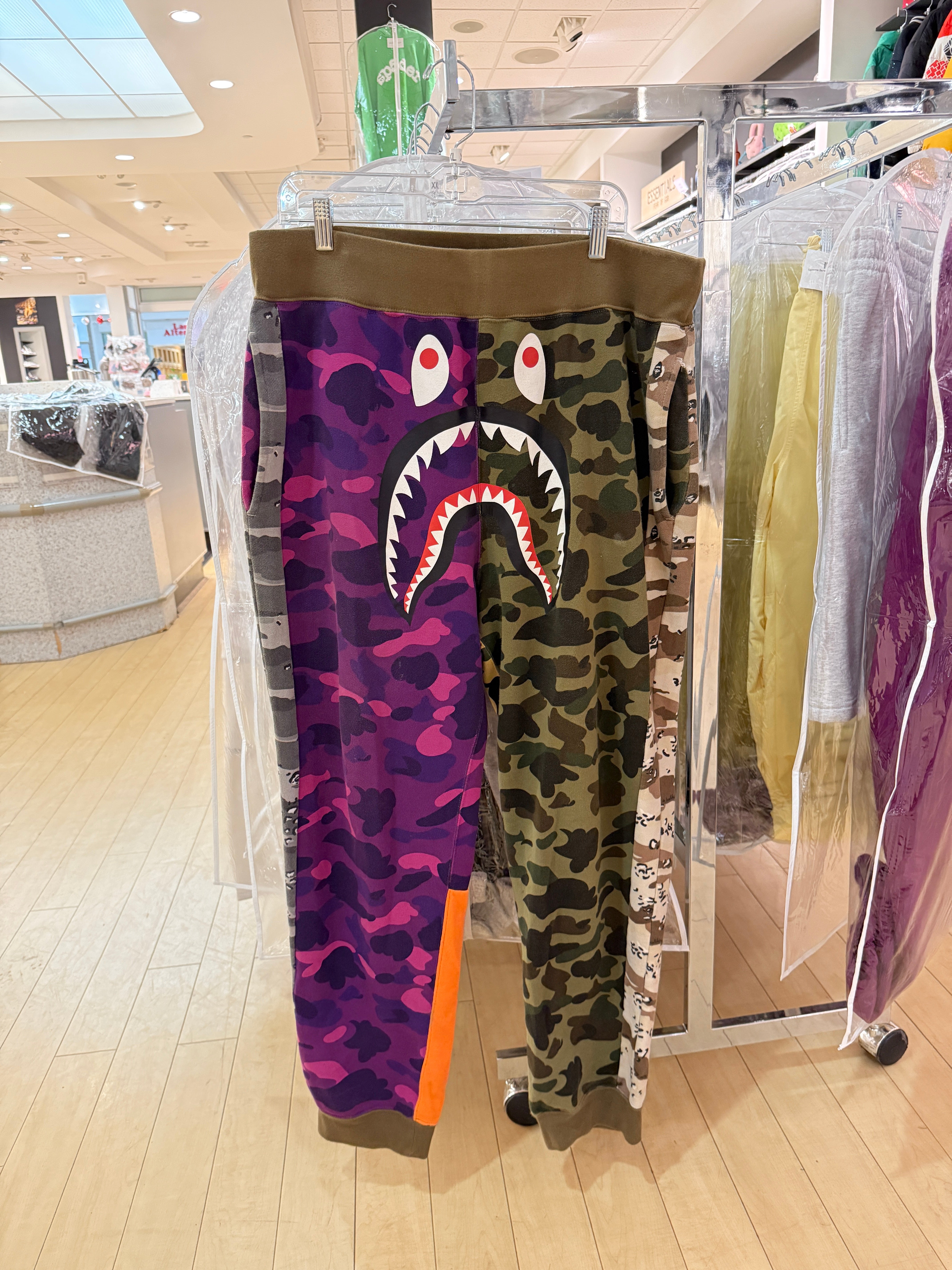 Bape Mix Camo Shark Sweatpants Sz XXL (USED)