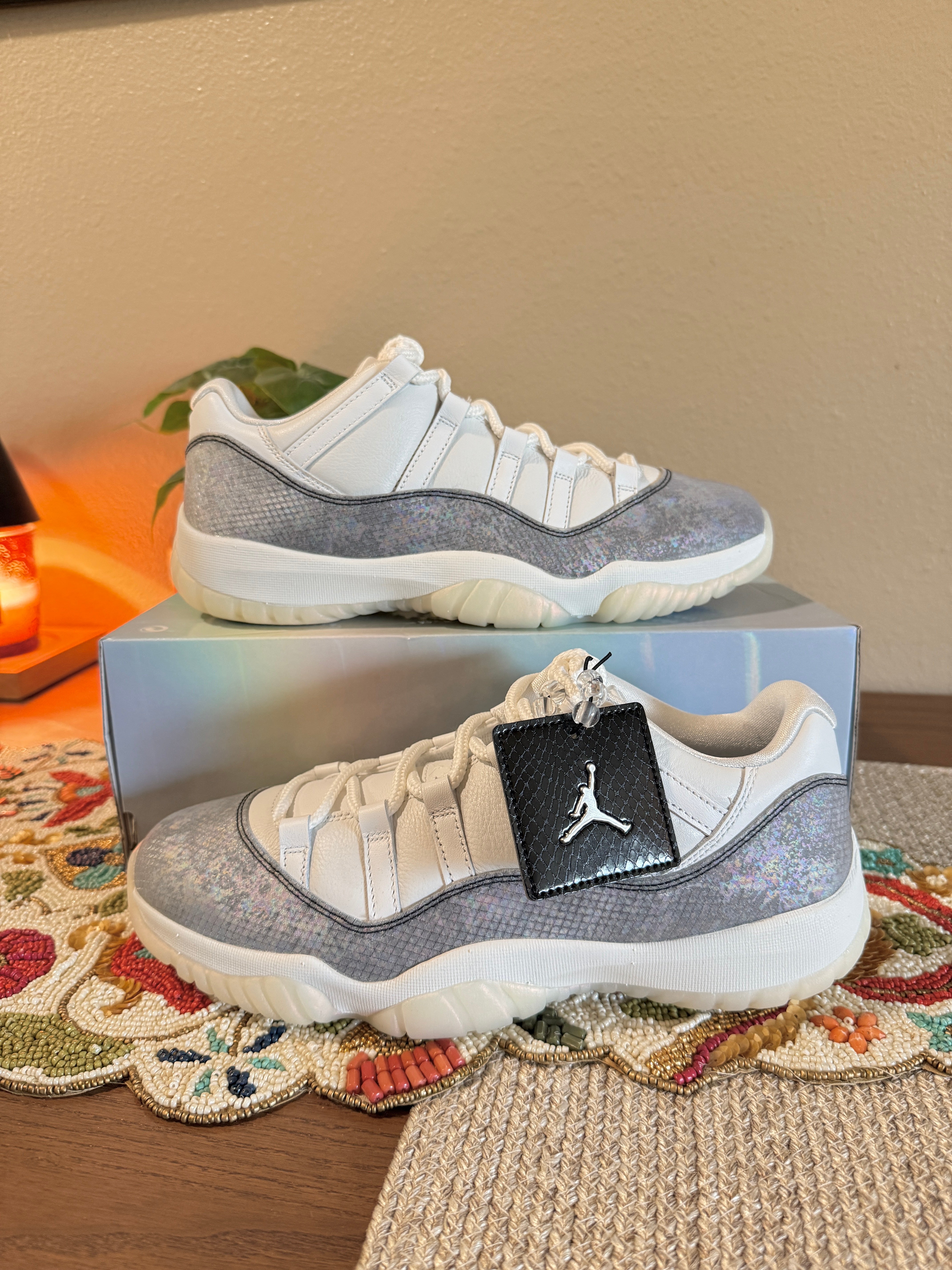 Jordan 11 Retro Low Year of the Snake Size 11 MISSING LID