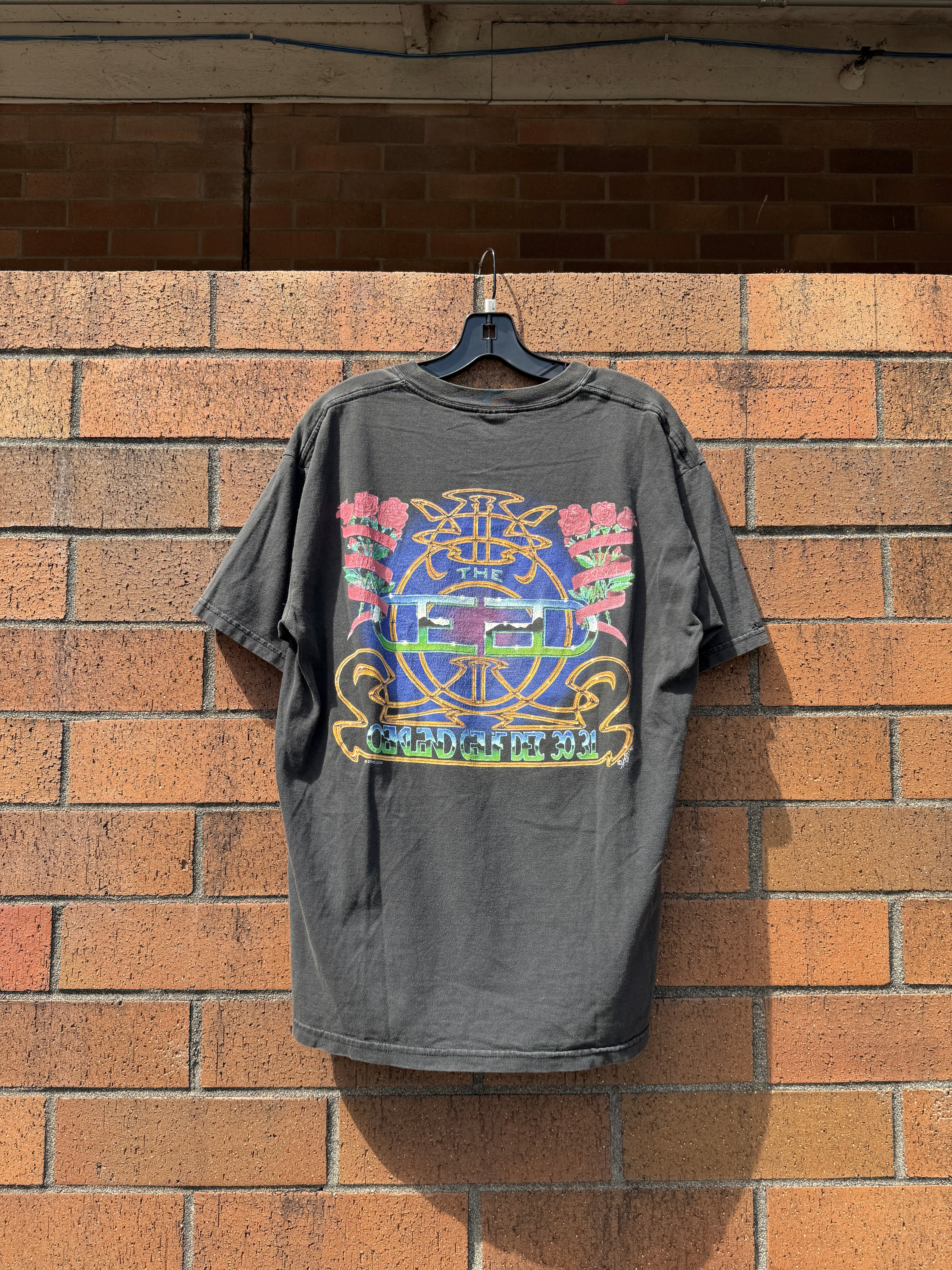 2003 Grateful Dead Oakland Concert Tee Size L