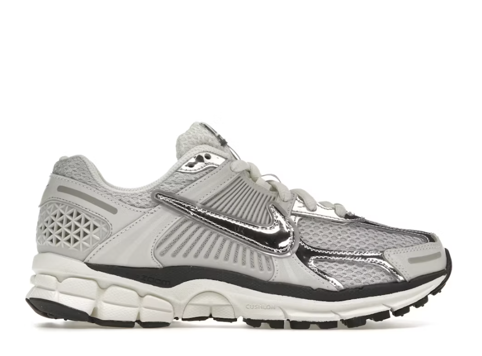 Nike Vomero 5 Metallic Silver (Women's) Sz 6.5 MISSING LID