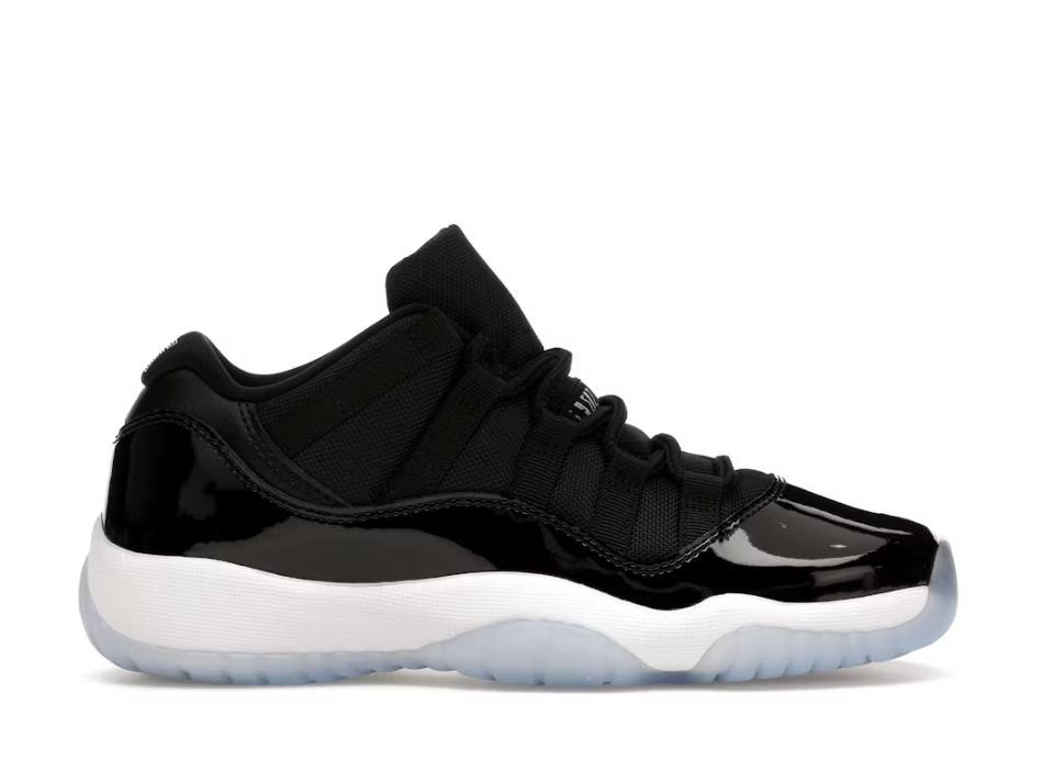 Jordan 11 Low Space Jam Sz 4Y MISSING LID