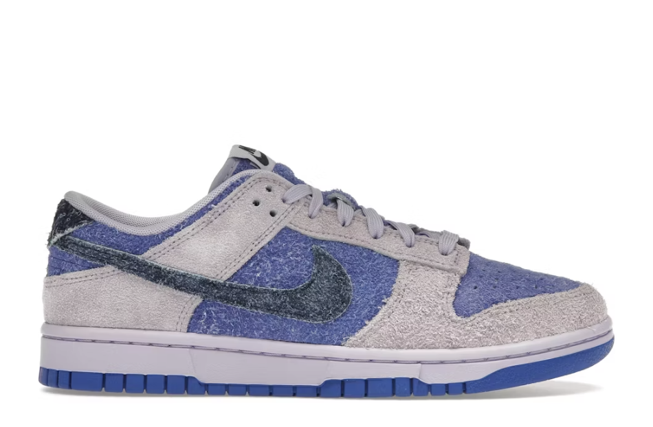 Nike Dunk Low SE Hydrangeas (Women's) Sz 6.5 (NO BOX LID)