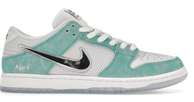 Nike SB Dunk Low April Skateboards SZ 9 USED