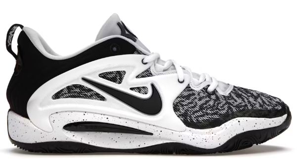 Nike KD 15 TB White Black SZ 9.5 STAIN ON SHOE NO BOX