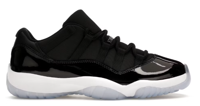 Jordan 11 Retro Low Space Jam SZ 11 USED