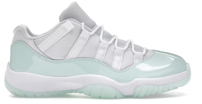 Jordan 11 Retro Low Igloo (Women's) SZ 7W/5.5Y MISSING LID