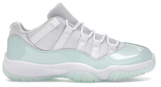 Jordan 11 Retro Low Igloo (Women's) SZ 7 MISSING LID