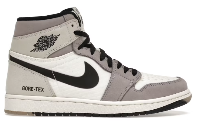 Jordan 1 Retro High Element Gore-Tex Light Bone SZ 9 USED