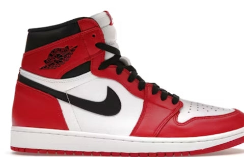 Jordan 1 Retro Chicago (2015) SZ 9.5 USED