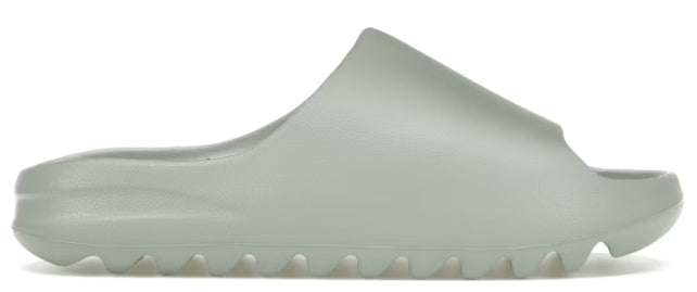 adidas Yeezy Slide Salt SZ 7 USED