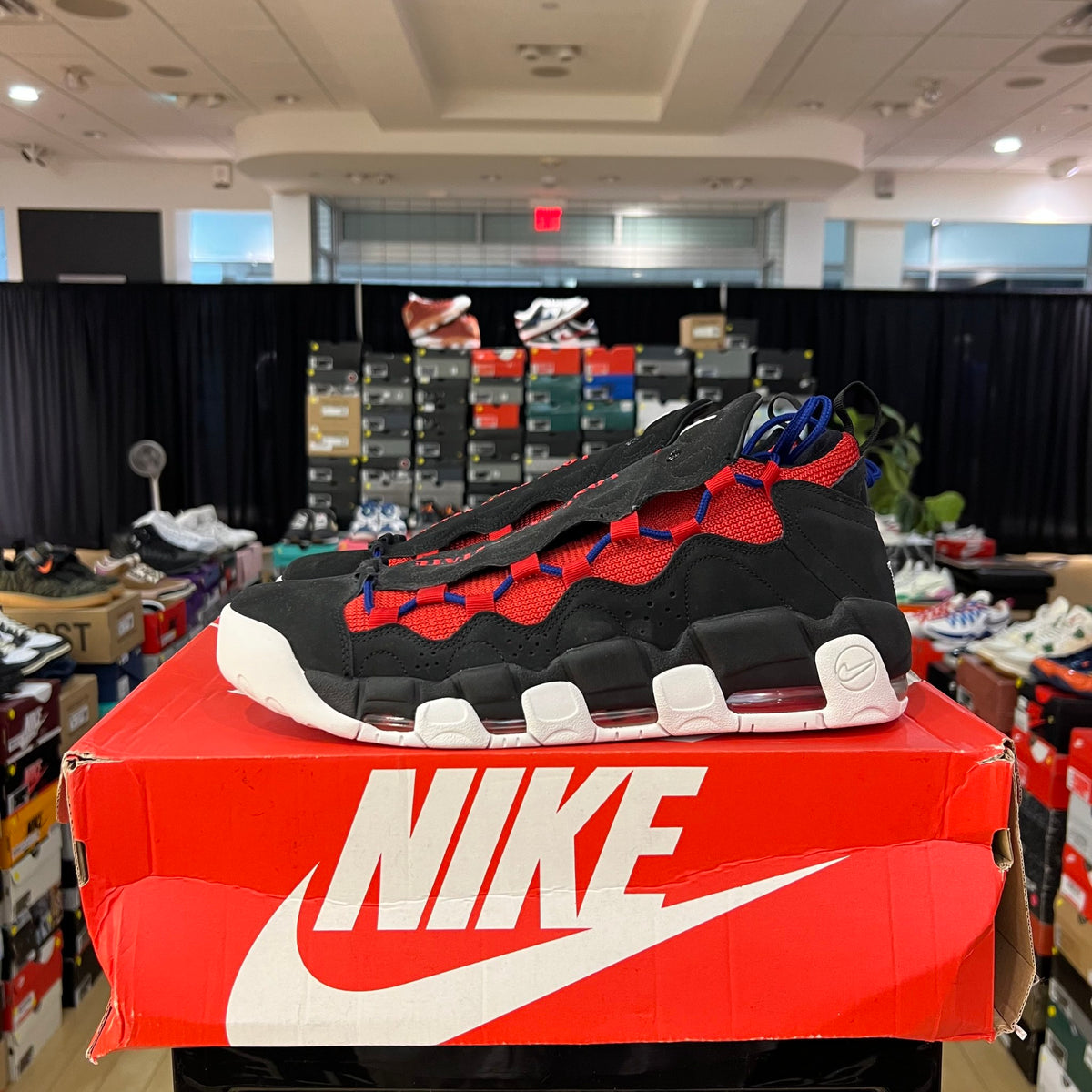 Nike Air More Money Lone Star State used damaged box