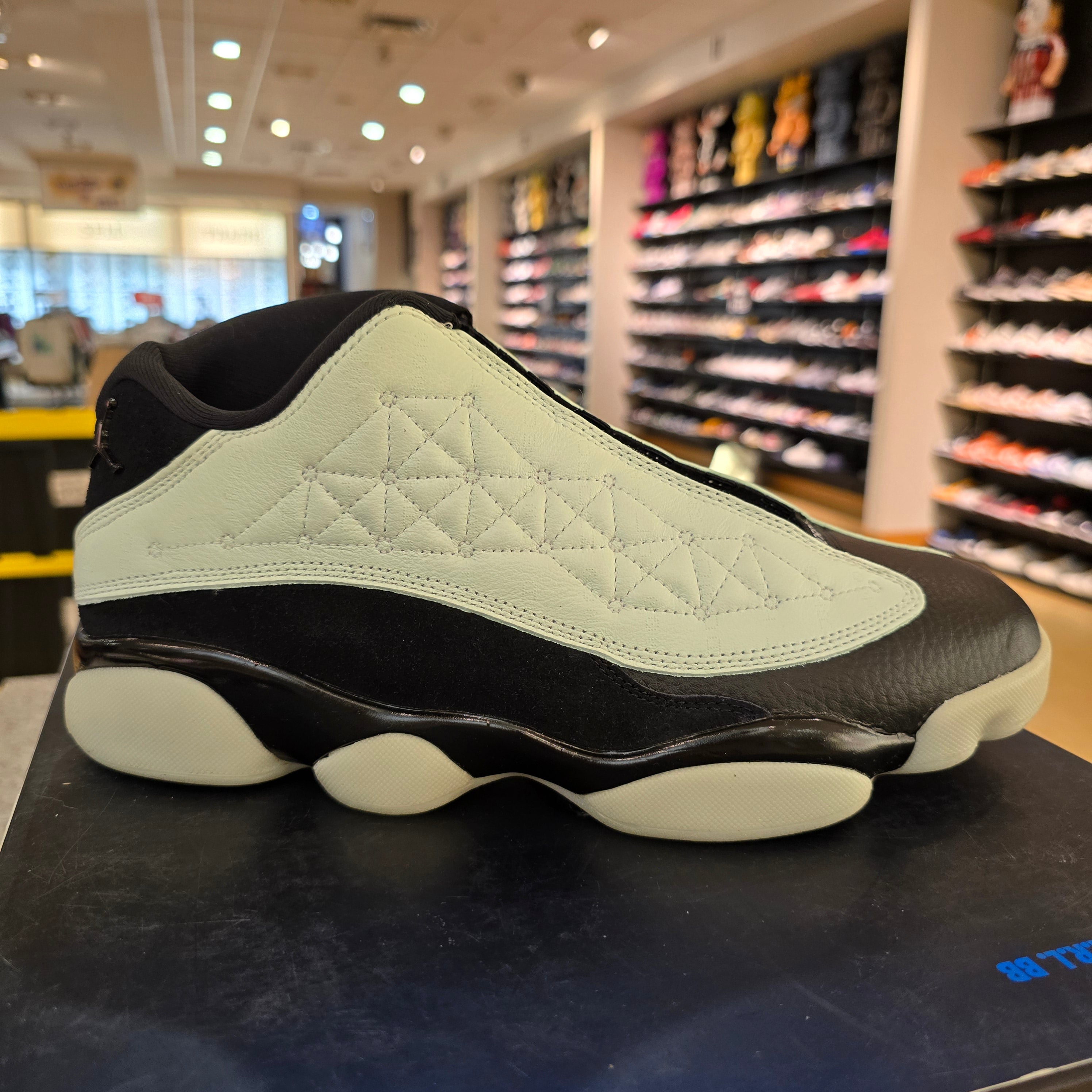 Jordan 13 Retro Low Singles' Day (2021) SZ 10.5 USED