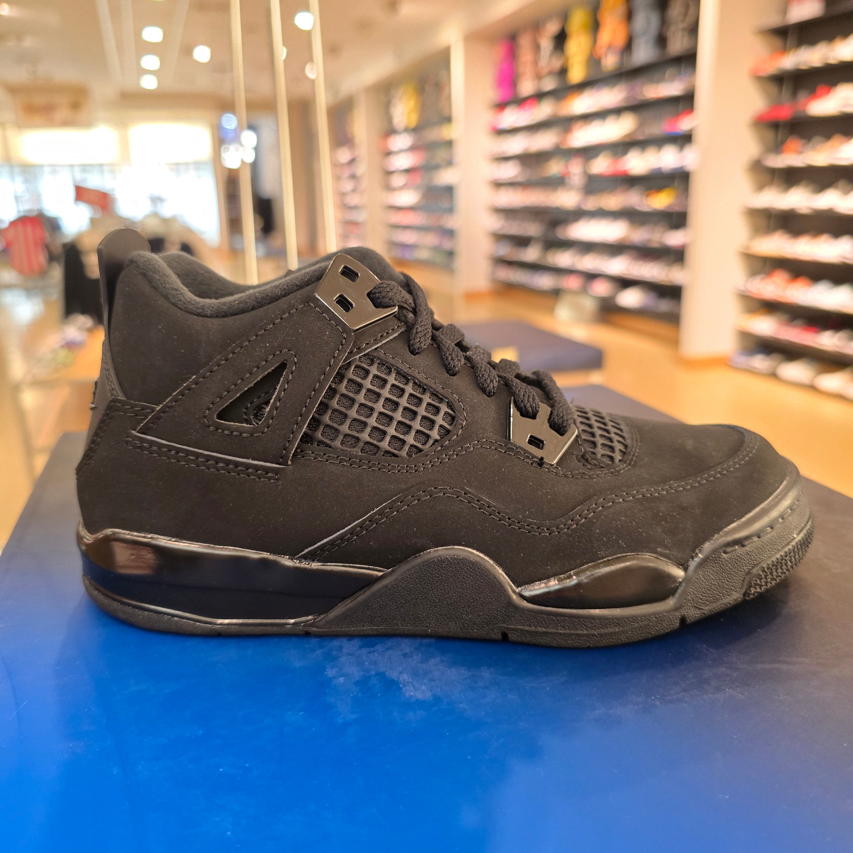 Jordan 4 Retro Black Cat (2025) (PS) SZ 1Y B-GRADE MISSING LID