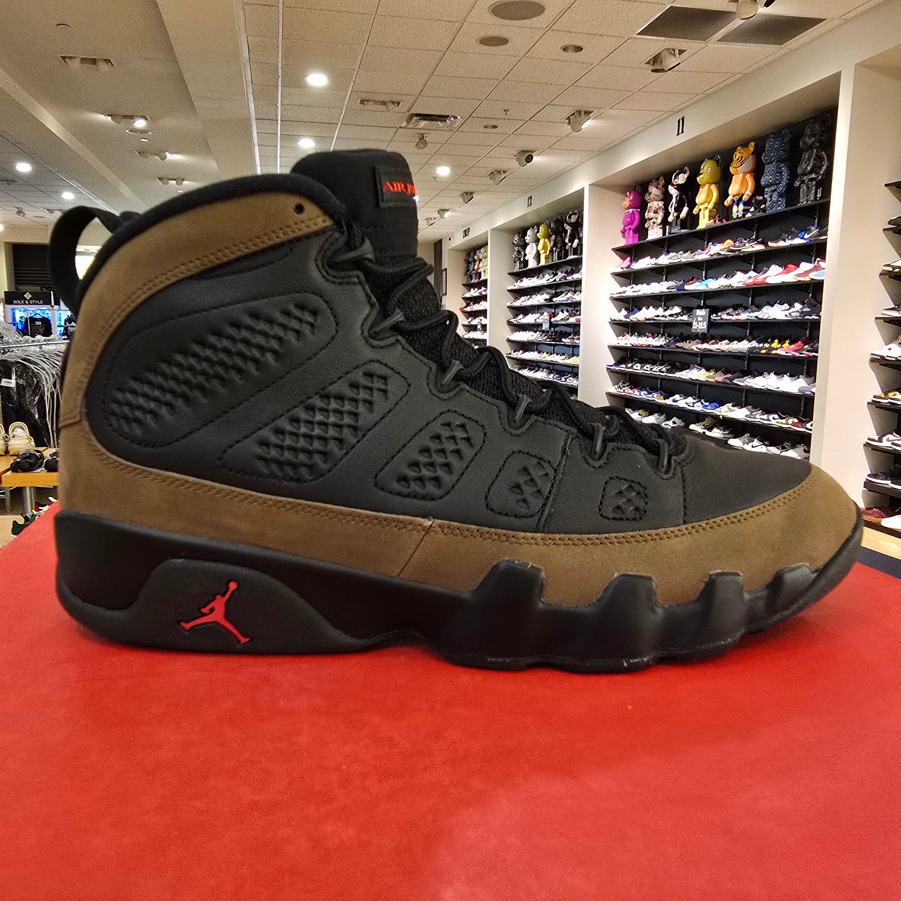 Jordan 9 Retro Olive (2024) SZ 12 USED