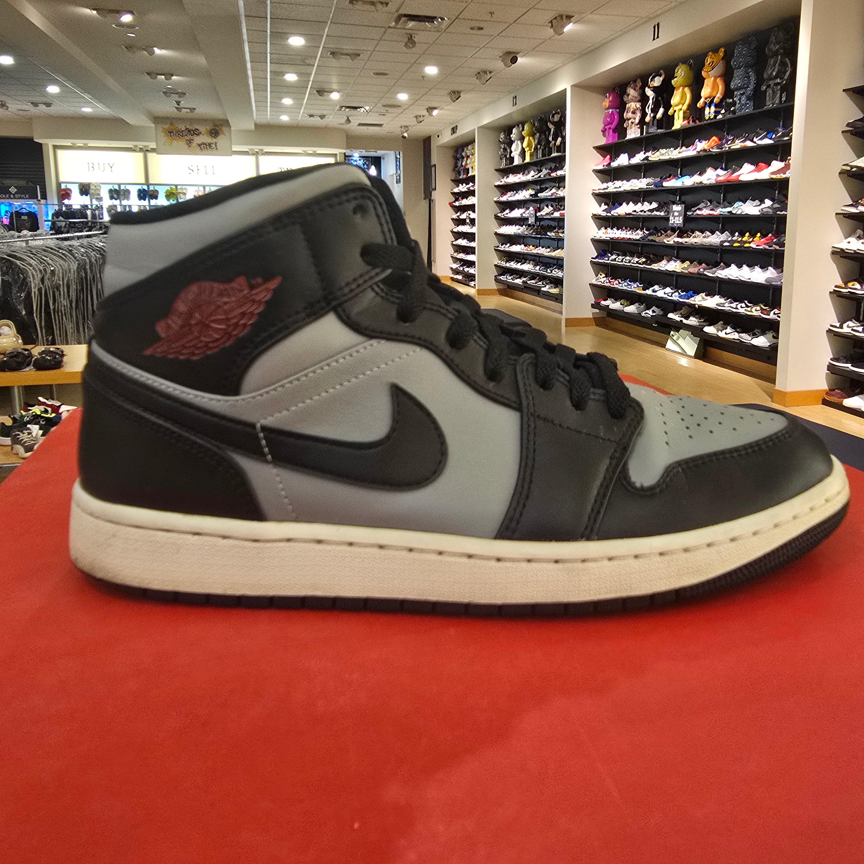Jordan 1 Mid Shadow Red SZ 10 USED NO BOX