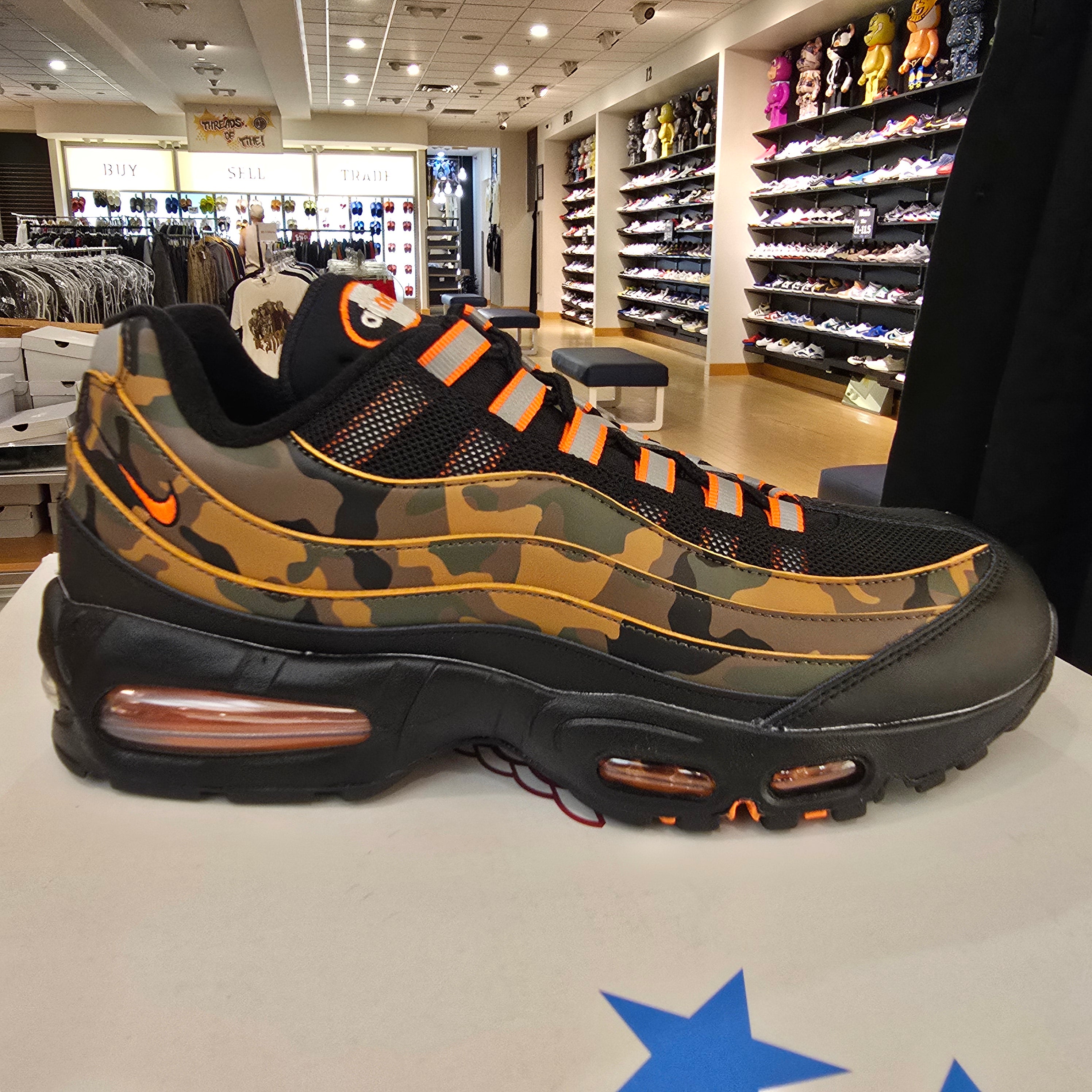 Nike Air Max 95 Safety Orange Camo SZ 10.5