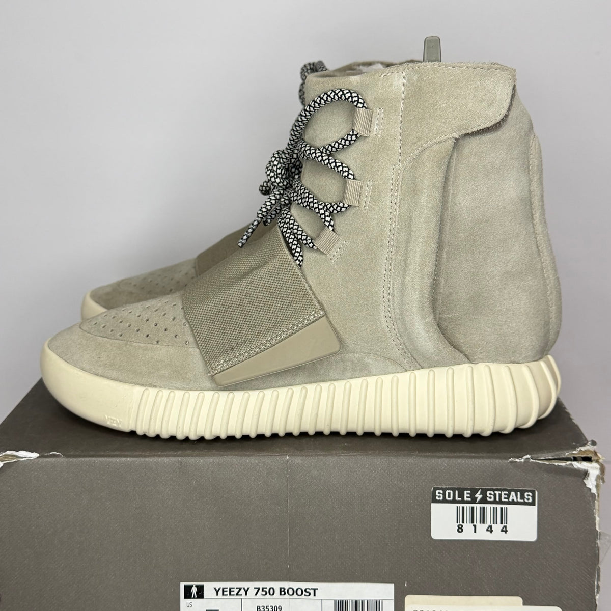 adidas Yeezy Boost 750 OG Light Brown (Used VNDS)