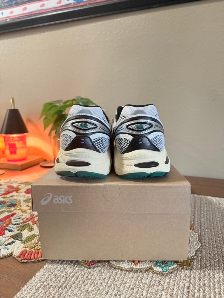 Asics GT-2160 White Jasper Green Size 8