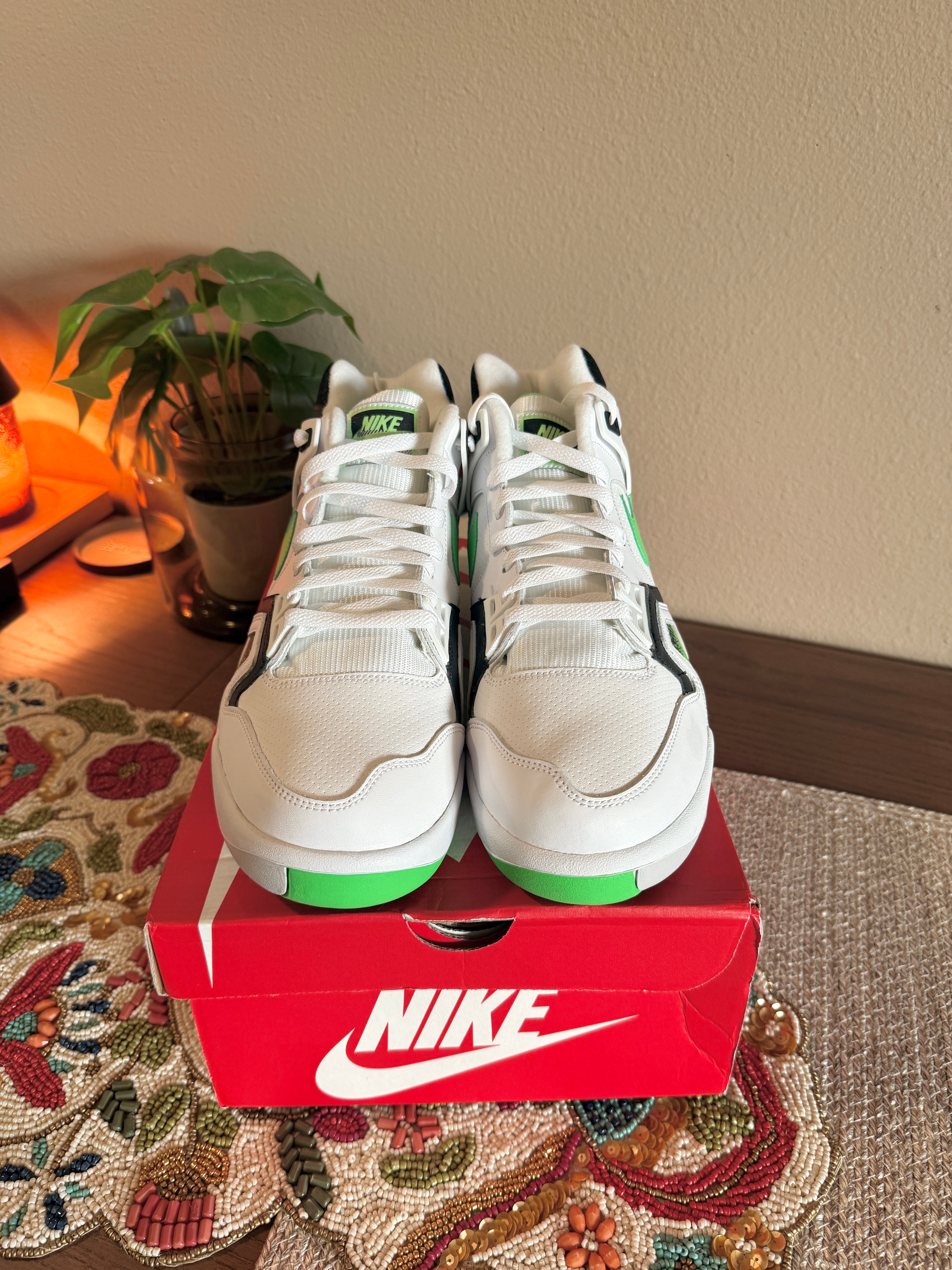 Nike Air Tech Challenge II Poison Green Size 11.5