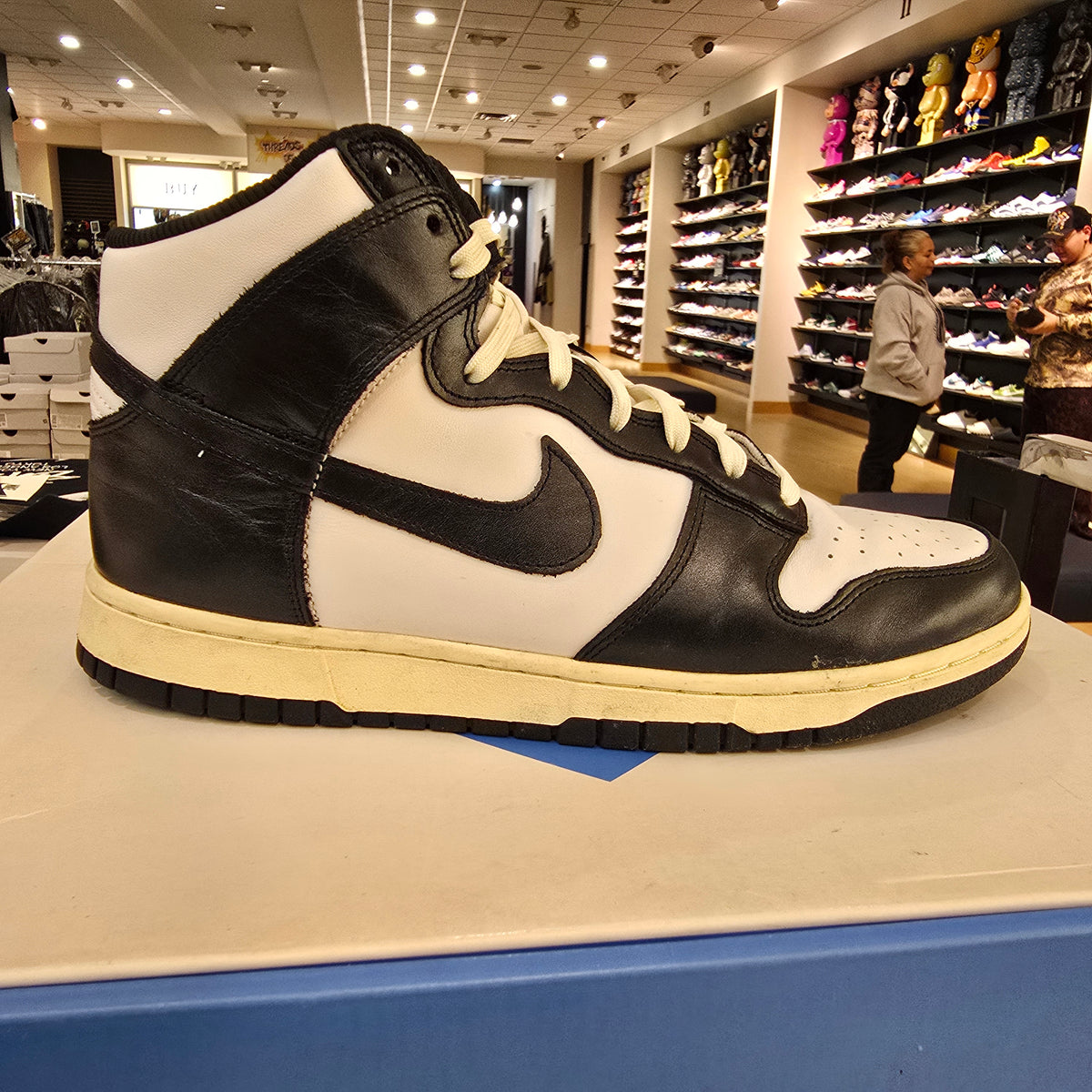Nike Dunk High Vintage Black (Women's) SZ 11.5/10M USED REP BOX