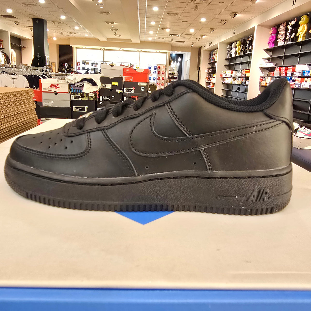 Air Force 1 Low LE Black (GS) SZ 6Y