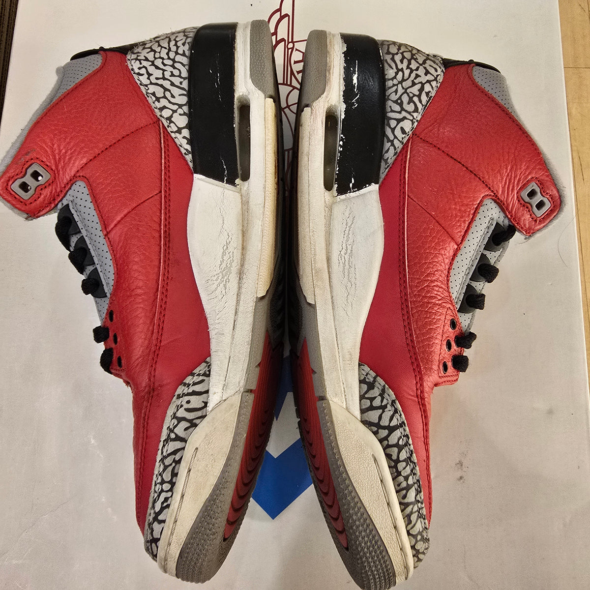 Jordan 3 Retro SE Unite SZ 10.5 USED NO BOX