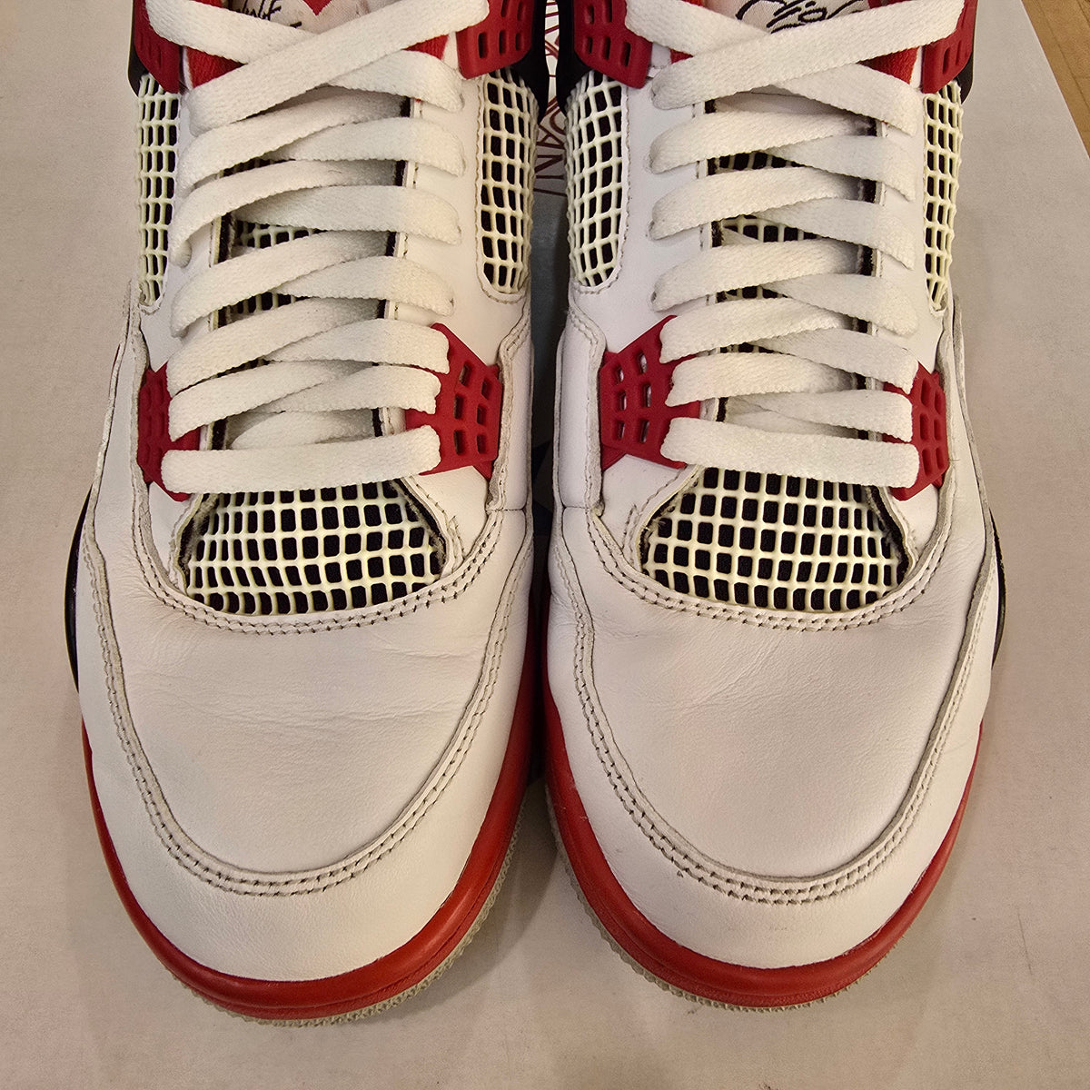 Jordan 4 Retro Fire Red SZ 9 USED NO BOX