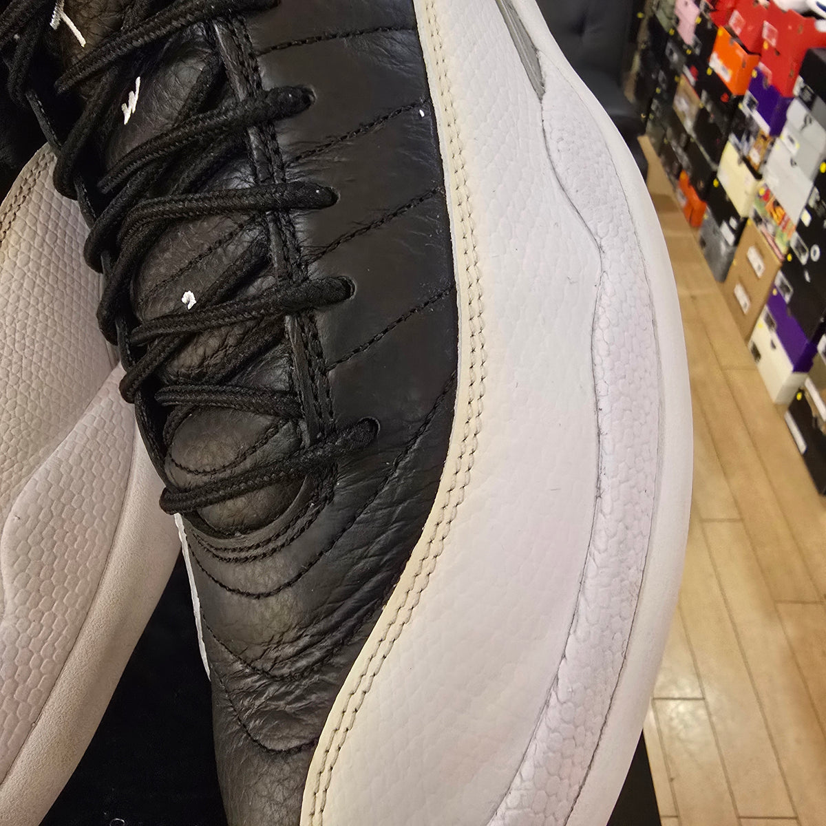 Jordan 12 Retro Playoffs (2022) SZ 9.5 USED NO BOX