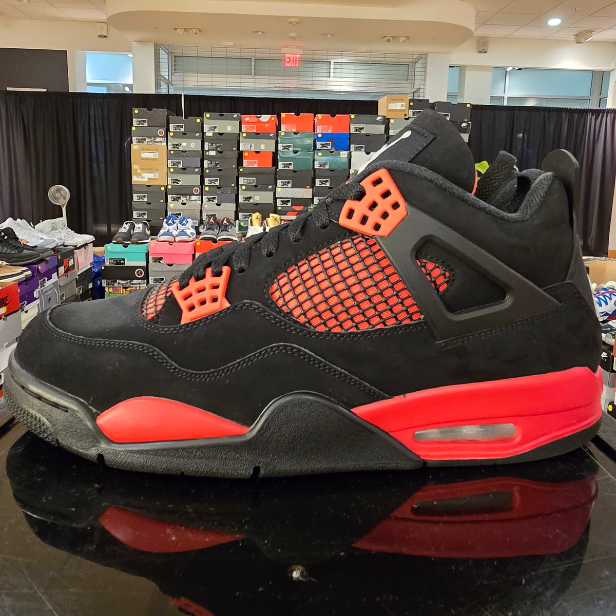 Jordan 4 Retro Red Thunder SZ 10.5 USED REP BOX