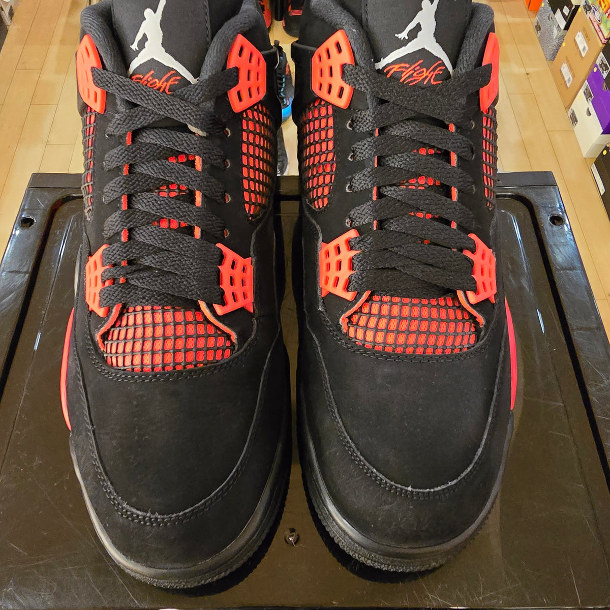Jordan 4 Retro Red Thunder SZ 10.5 USED REP BOX