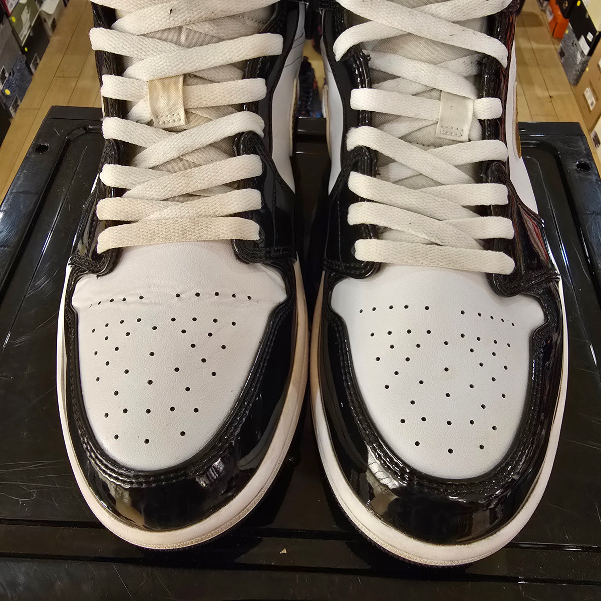 Jordan 1 Mid Patent Black White Gold SZ 11.5 USED NO BOX