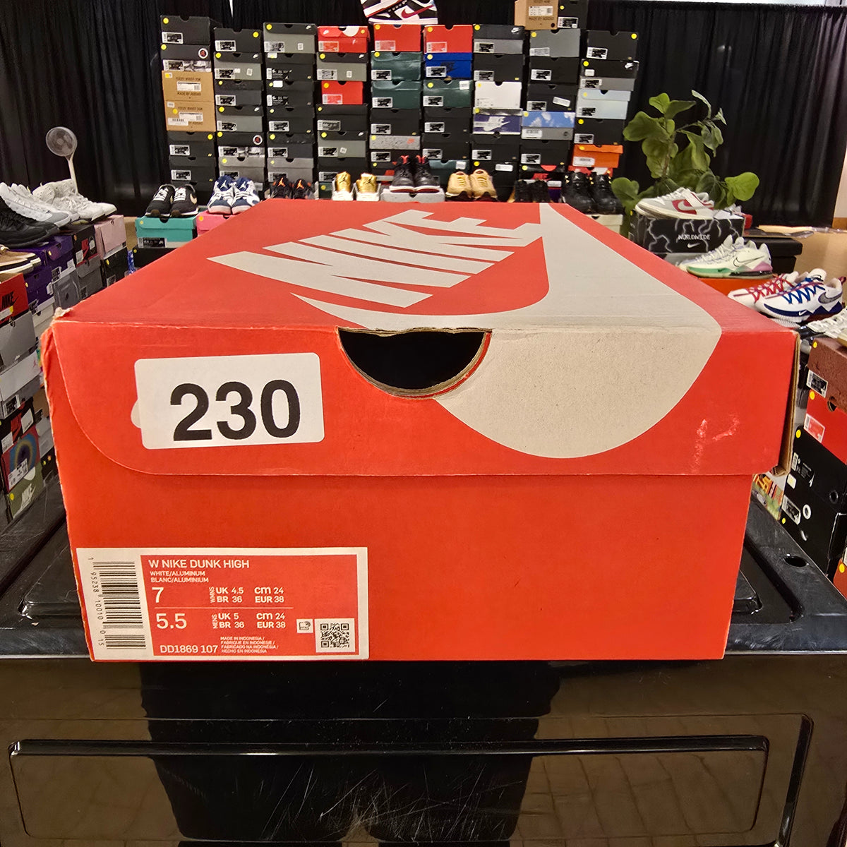 Nike Dunk High Aluminum (Women's) SZ 7/5.5M