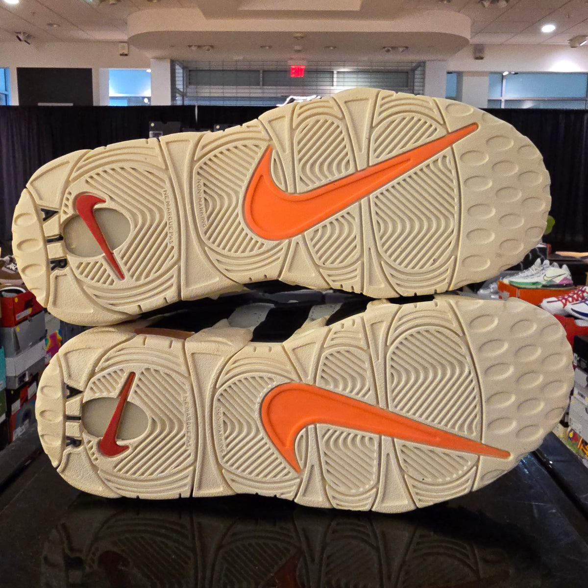 Nike Air More Uptempo Hoops (GS) SZ 6.5Y