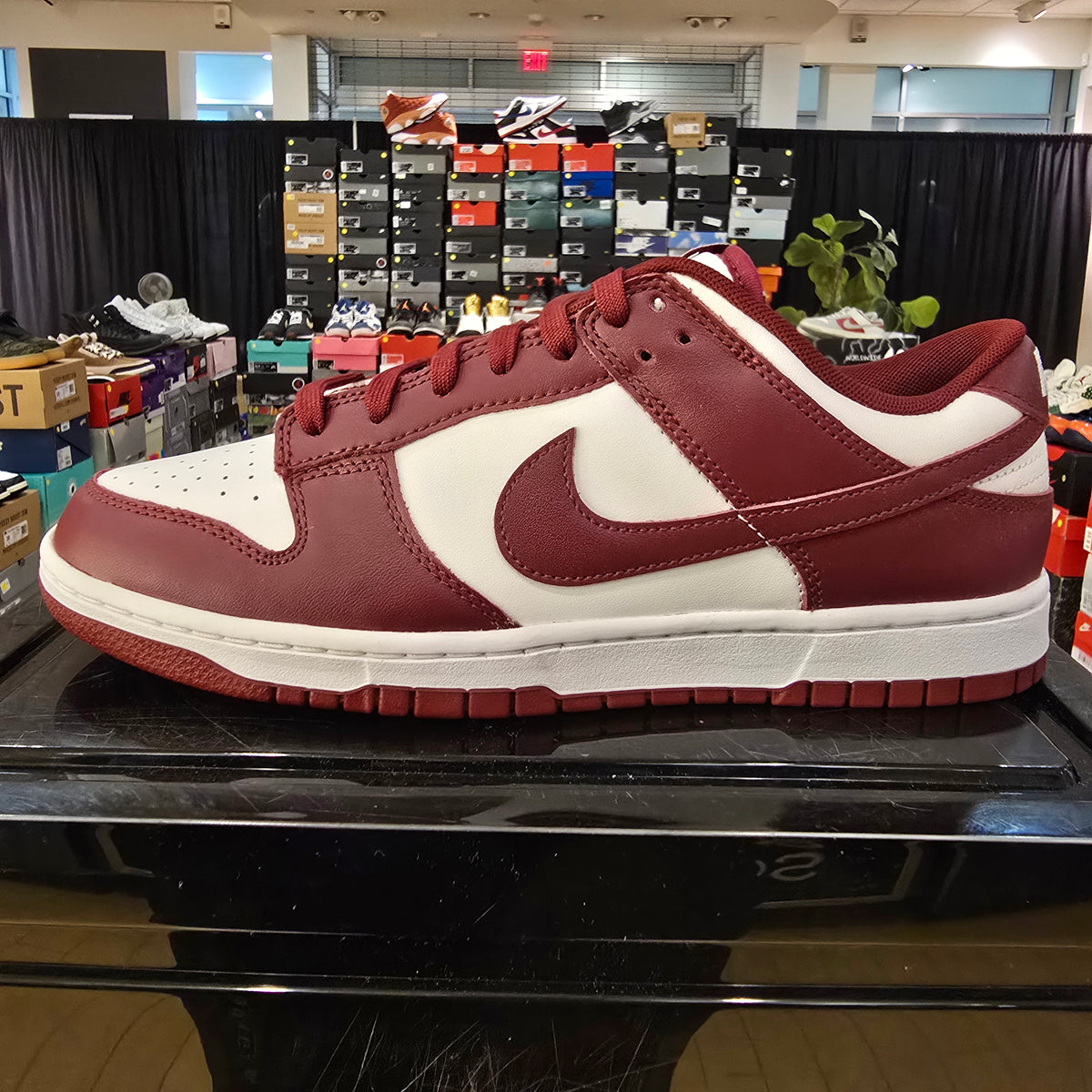 Nike Dunk Low Team Red SZ 12.5