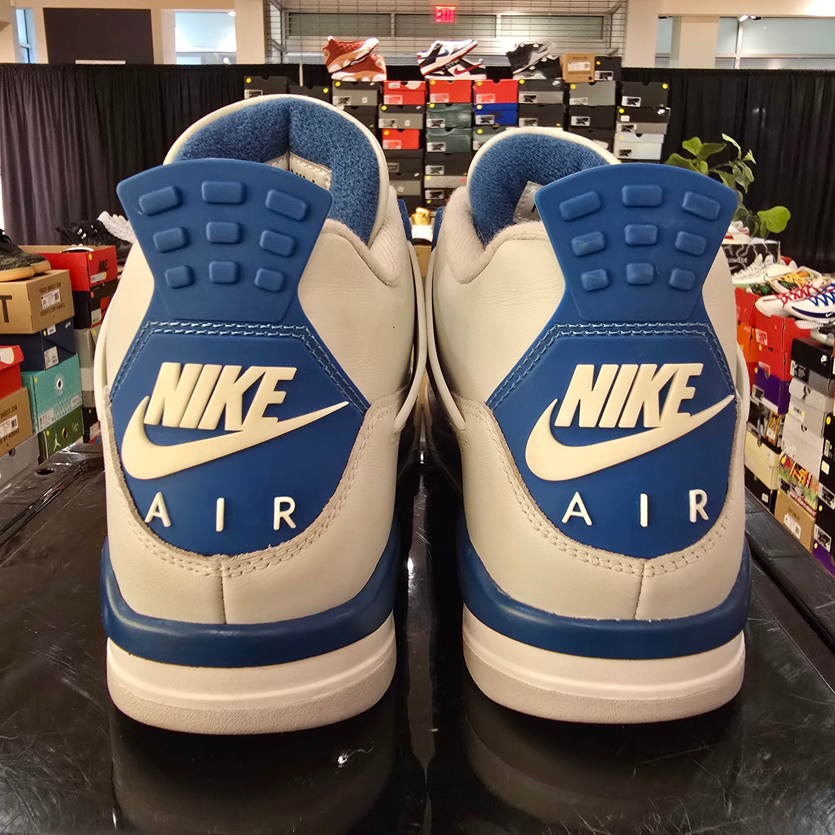 Jordan 4 Retro Military Blue (2024) SZ 9.5 USED NO BOX