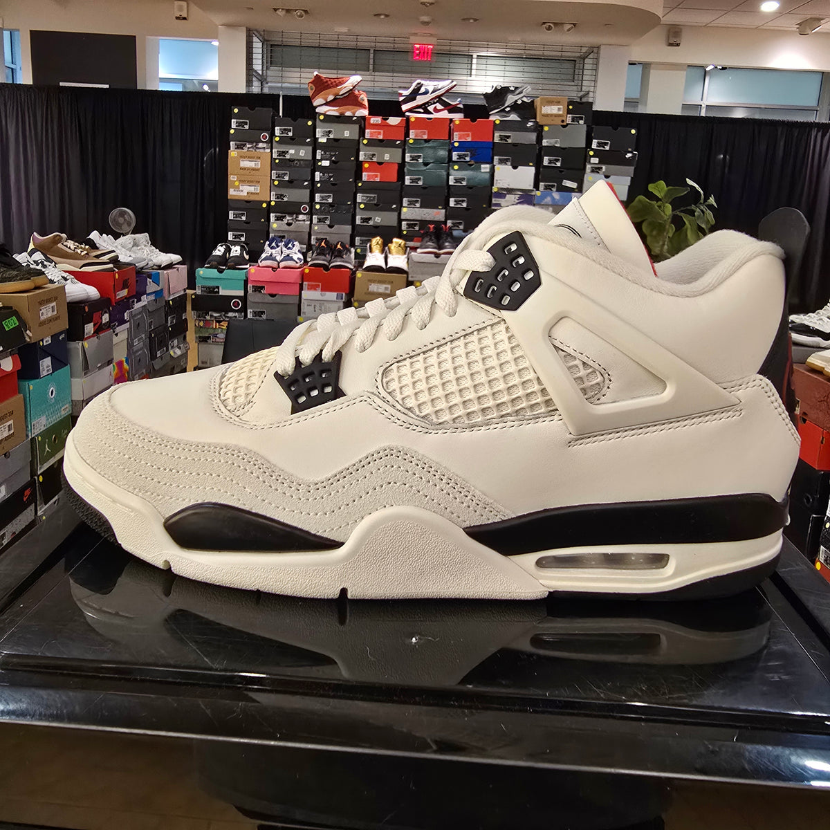 Jordan 4 Retro Flight Club SZ 12 MISSING LID