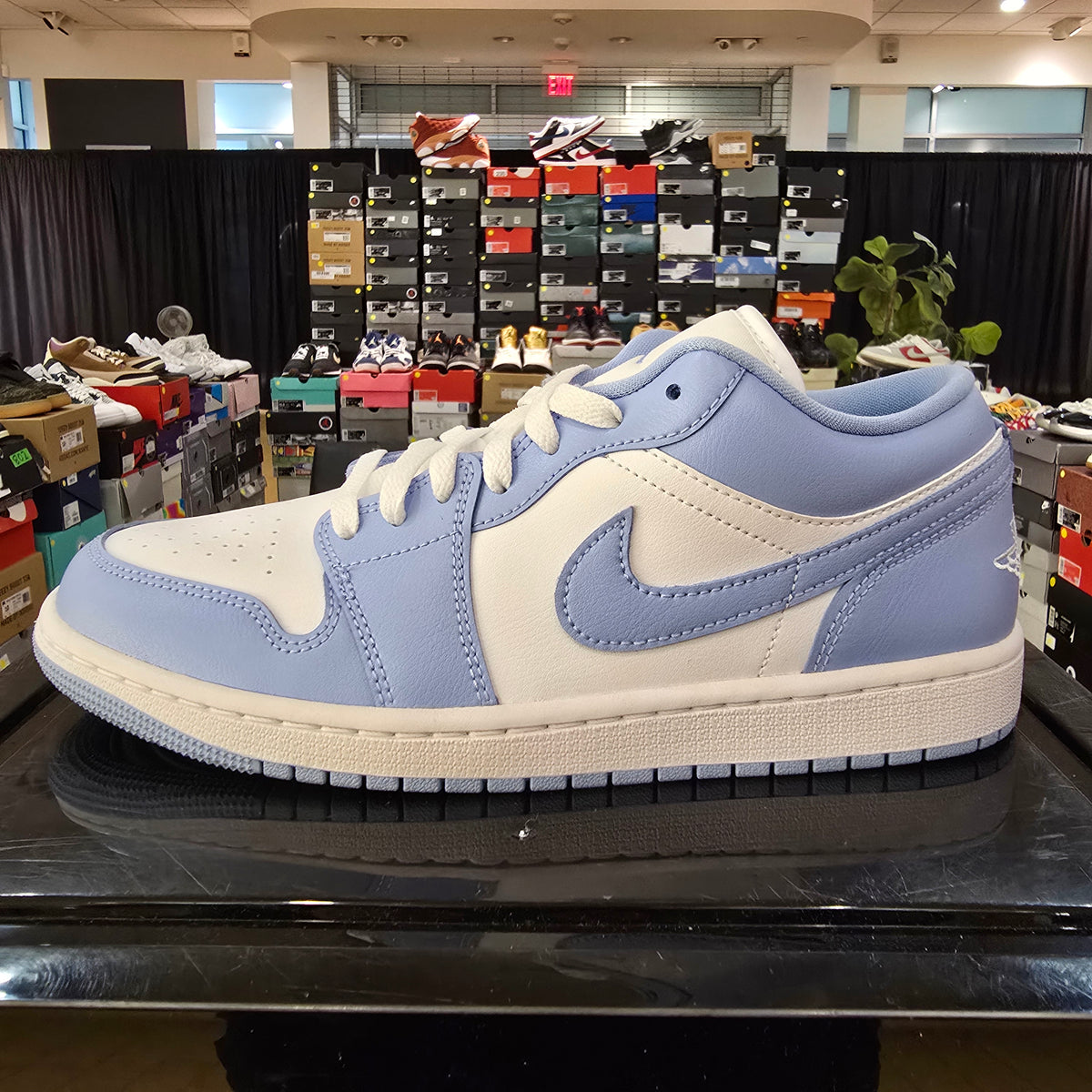 Jordan 1 Low White Aluminum (Women's) SZ 10/8.5M MISSING LID