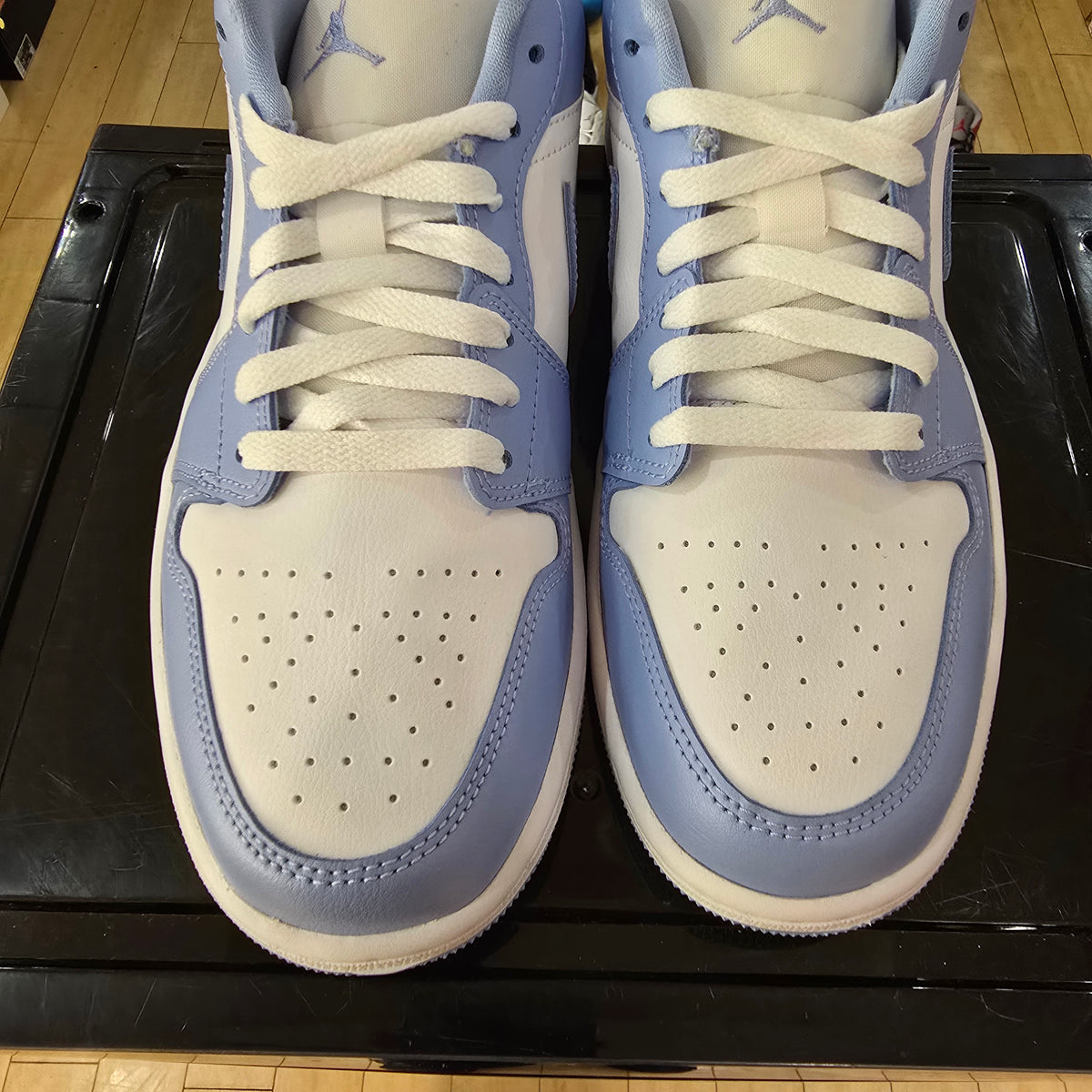 Jordan 1 Low White Aluminum (Women's) SZ 10/8.5M MISSING LID