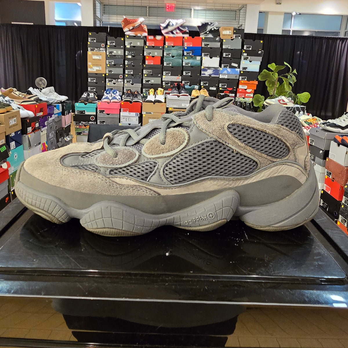 Adidas Yeezy 500 Granite SZ 10 USED