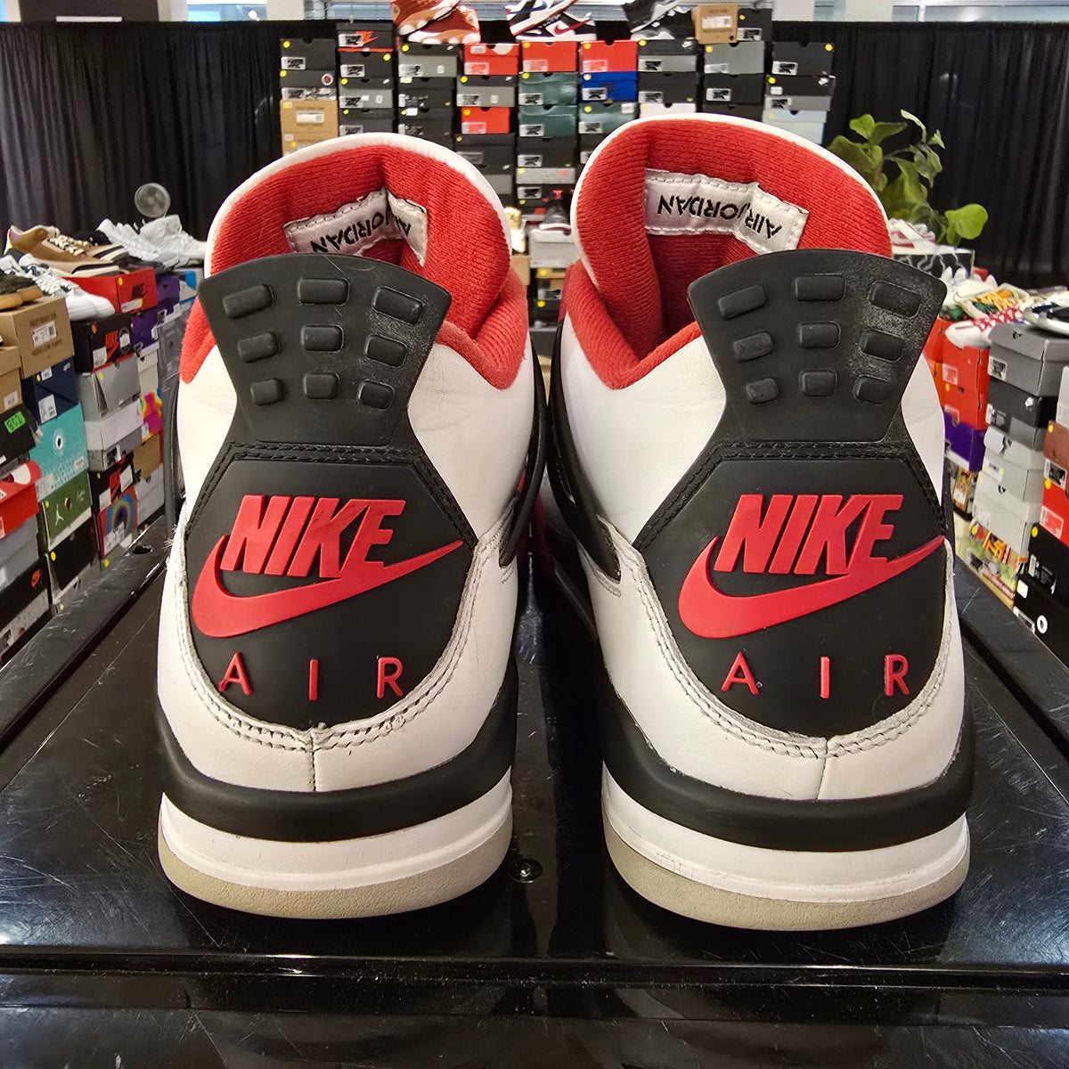 Jordan 4 Retro Fire Red SZ 9.5 USED REP BOX