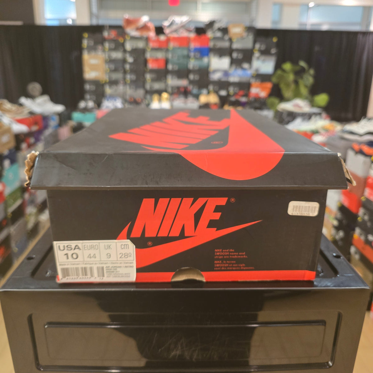 Jordan 1 Retro High Turbo Green SZ 10 USED