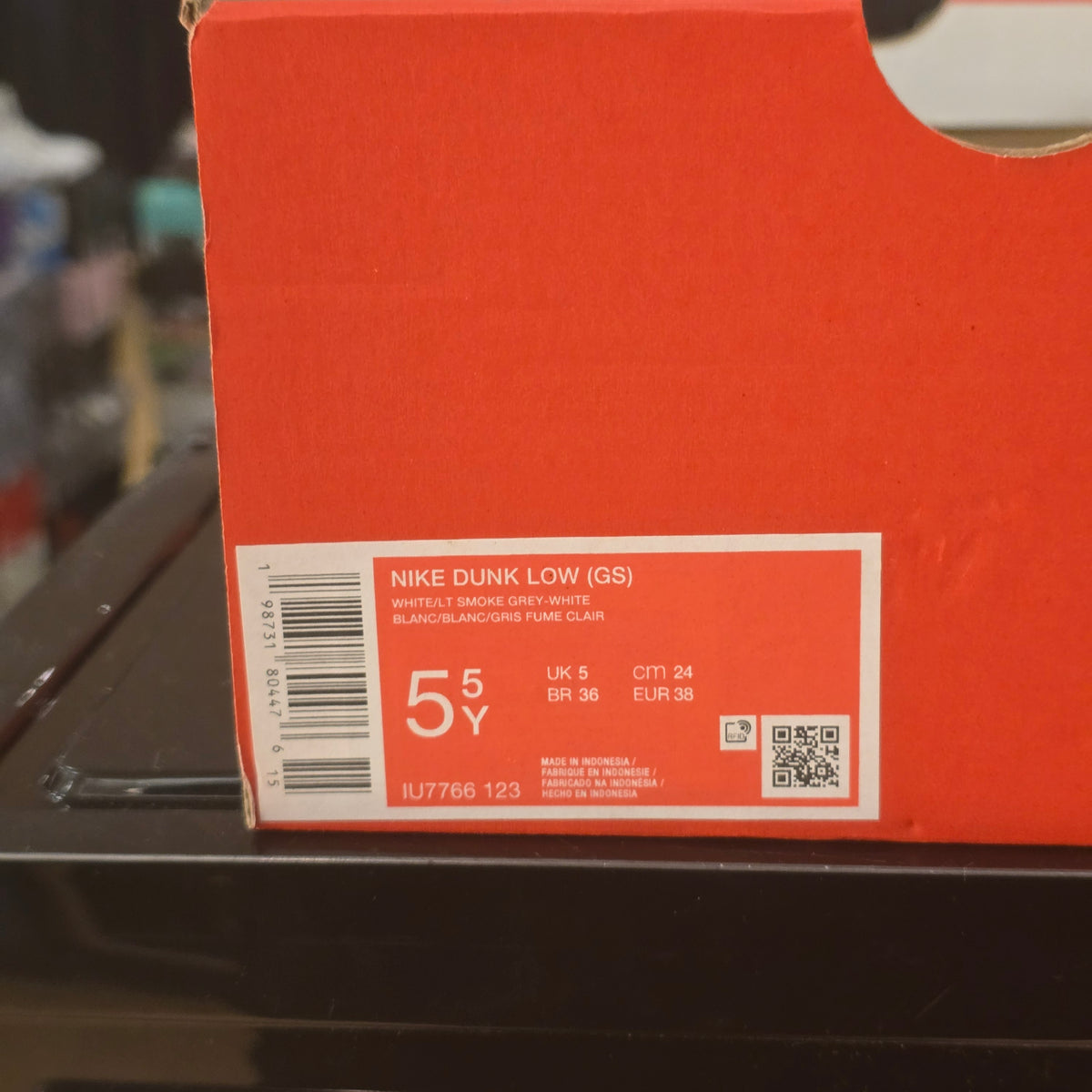 Nike Dunk Low Light Smoke Grey GS SZ 5.5Y MISSING LID