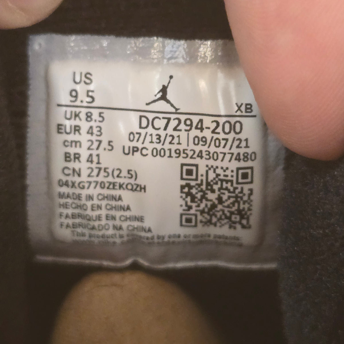 Jordan 1 Mid SE Dark Chocolate SZ 9.5