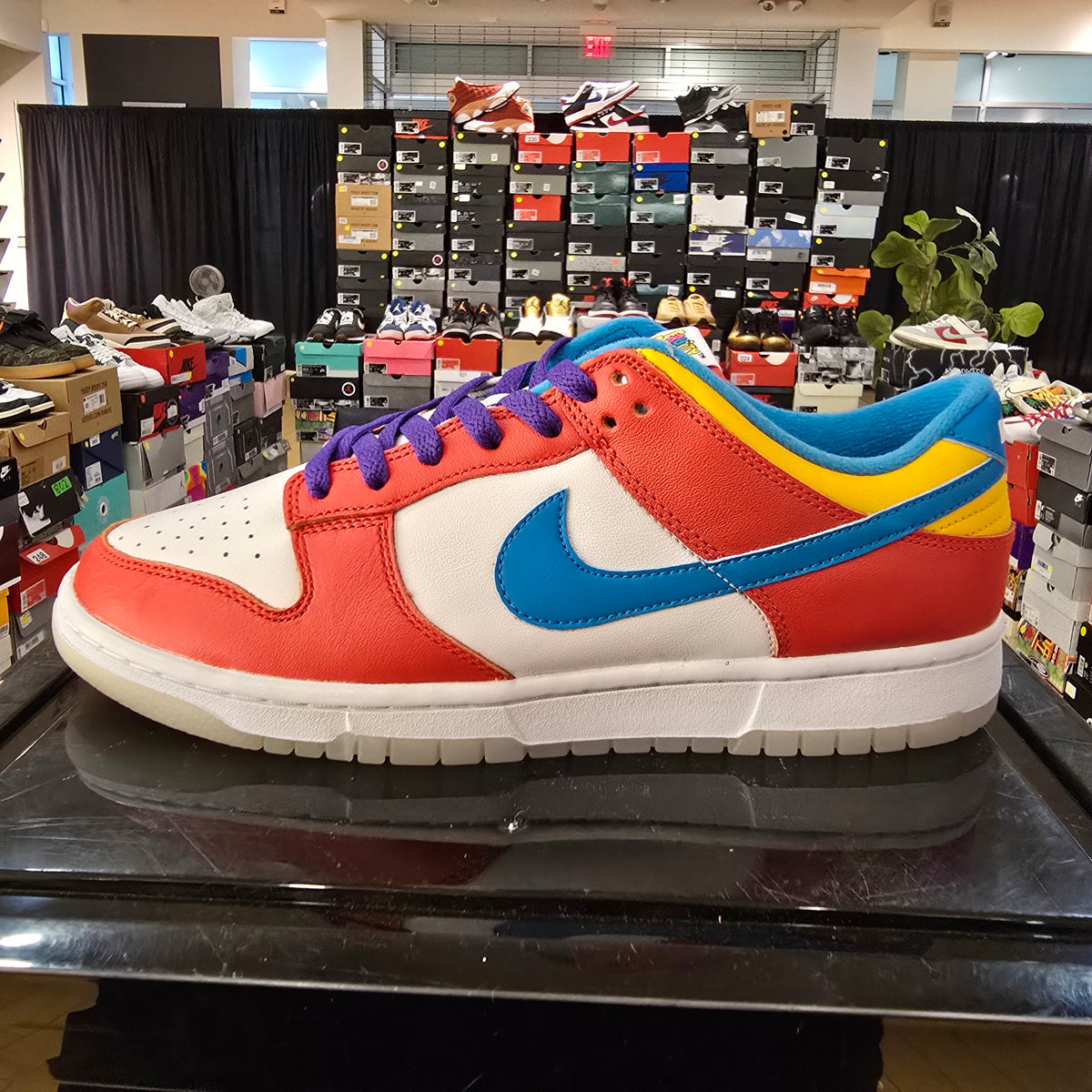 Nike Dunk Low QS Lebron James Fruity Pebbles SZ 9.5