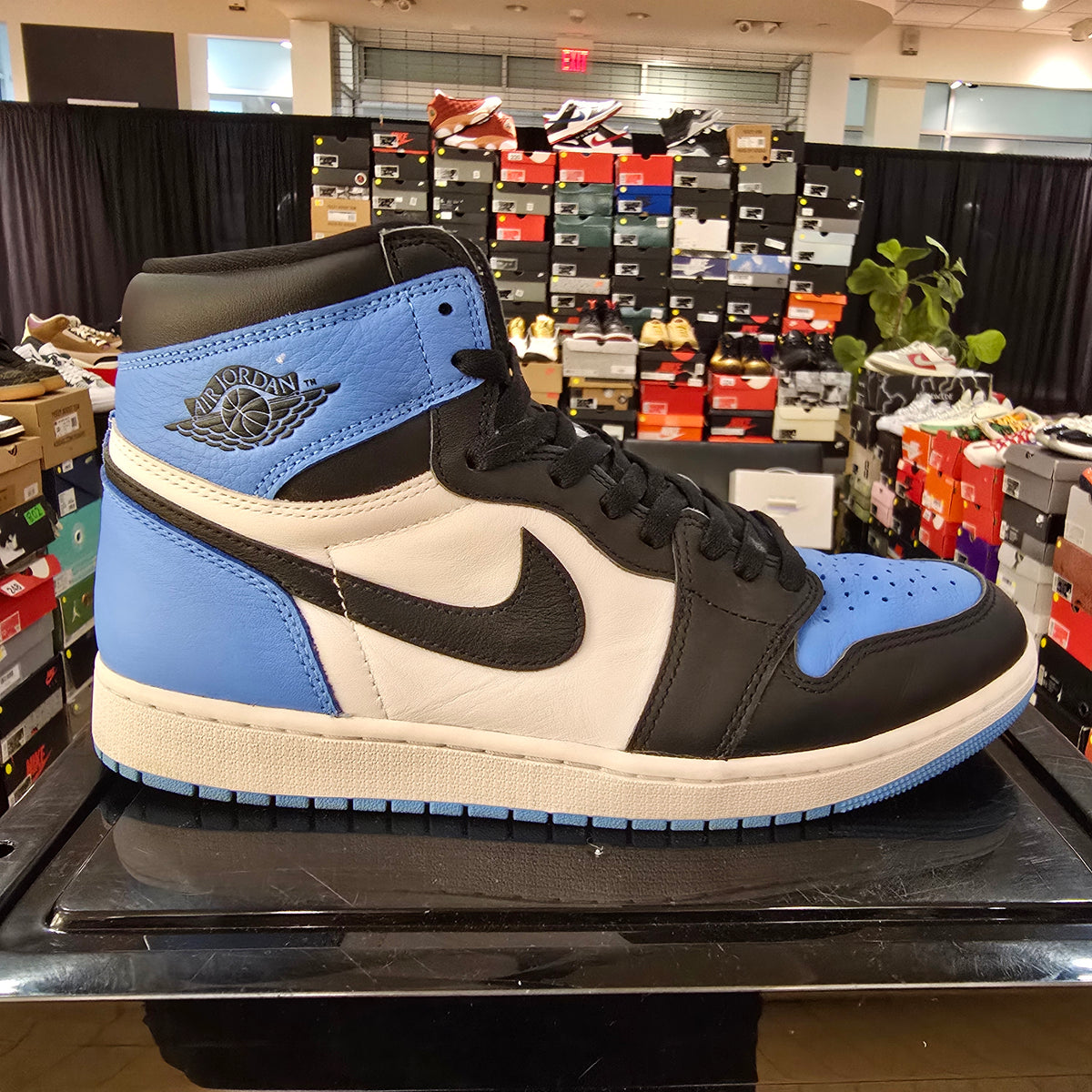 Jordan 1 Retro High OG UNC Toe SZ 12 USED NO BOX